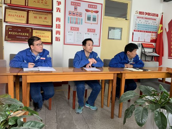 為確保此次大檢修停車計(jì)劃安全順利的完成，動(dòng)力車間及早動(dòng)手，精心組織，周密部署。按照公司大檢修指揮部的停車計(jì)劃，及時(shí)召開車間大檢修停車計(jì)劃工作會(huì)議.jpg